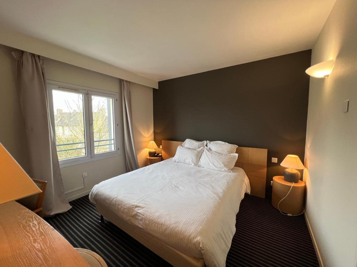 Le Pre Saint Germain Hotel Louviers Exterior photo