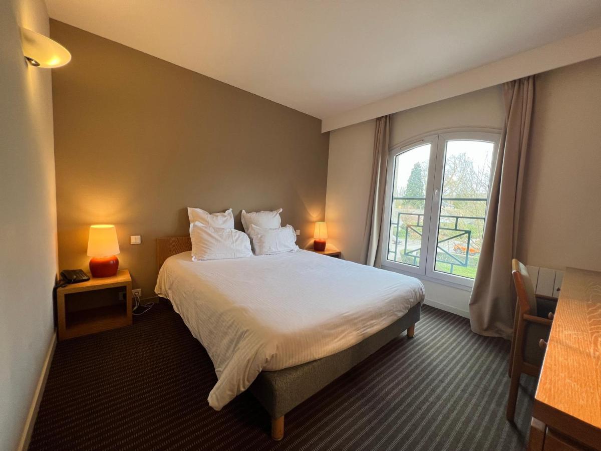 Le Pre Saint Germain Hotel Louviers Exterior photo